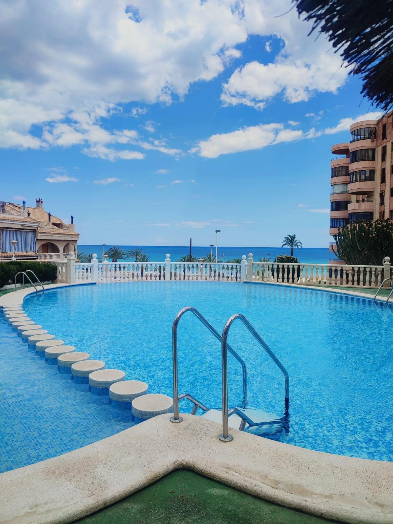 Arenales Del Sol Alicante Oda fotoğraf